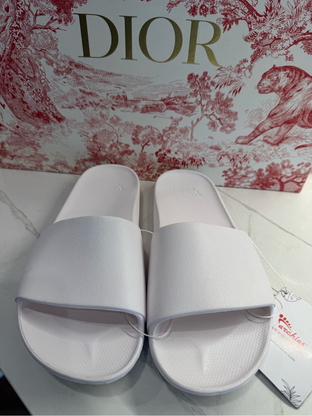 Archie’s Men’s Arch Support Slides, Size 8, NWT